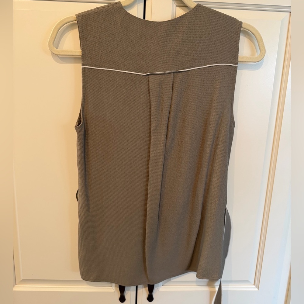 Rag and Bone Taupe Sleeveless Wrap Vest w/belt - Picture 2 of 7